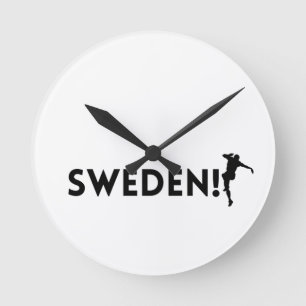 Horloge Ronde Joueur suédois de football utilisant dot comme bou