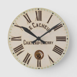 Horloge Ronde LE CACHEUR | Classic aged captured style