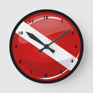 Horloge Ronde Le drapeau du plongeur rond brillant
