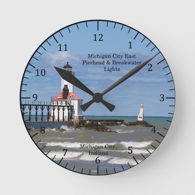 Horloge Ronde Le pilier et le brise-lames est de ville du (Recto)