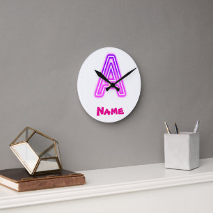 Horloge Ronde Lettre néon A Monogramme Violet Rose Clair Initial