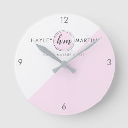 Horloge Ronde Logo de Style Coupe rose