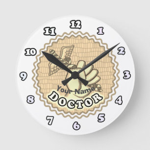 Horloge Ronde Main tenant caducée médecin 