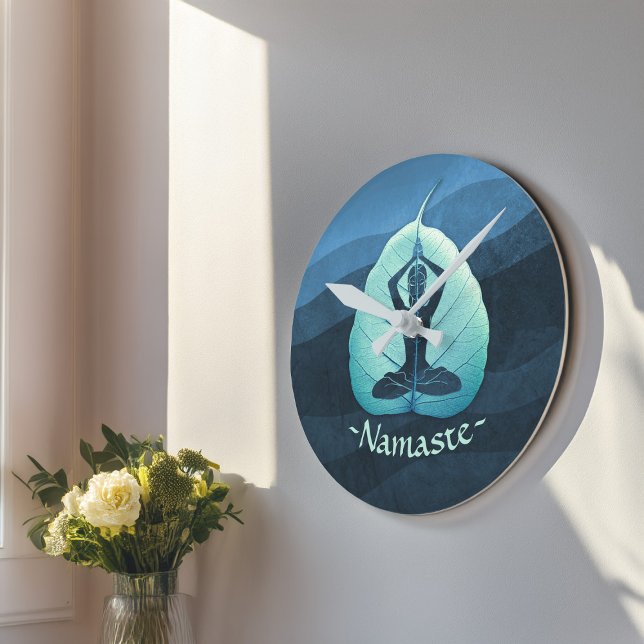 Horloge Ronde Méditation de l'instructeur YOGA Pose Bodhi Leaf C (Créateur téléchargé)