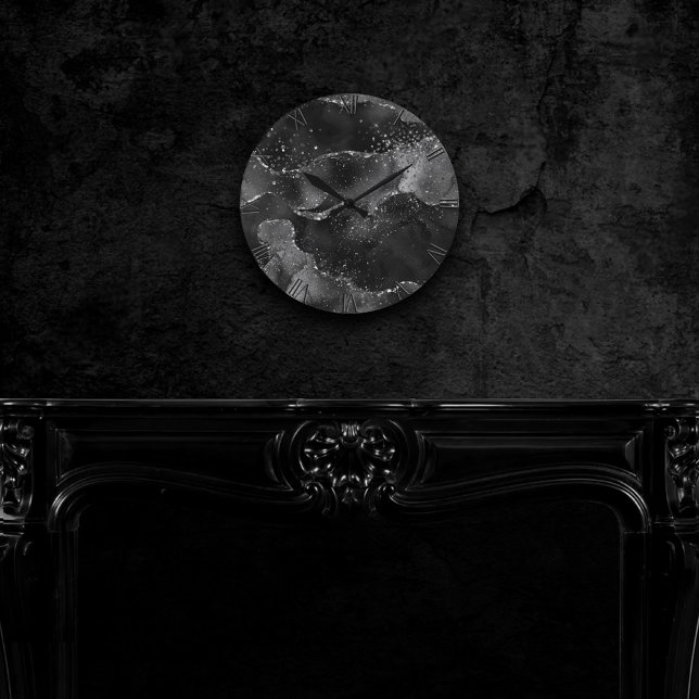 Horloge Ronde Moody Agate | Onyx Black Silver Vampy Goth Parties (Créateur téléchargé)