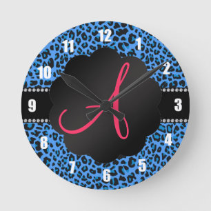 Horloge Ronde Motif bleu de léopard de monogramme