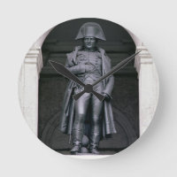 Napoléon I (1769-1821) dans a Greatcoat, 1831-33 (