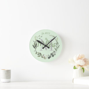 Horloge Ronde Nom de famille du monogramme de couronne botanique