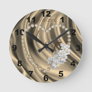 Horloge Ronde Or, vert, ivoire, bleu, soie et perles