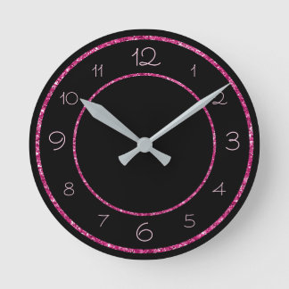 Horloge Ronde Paillettes roses glamour et féminines sur fond noi