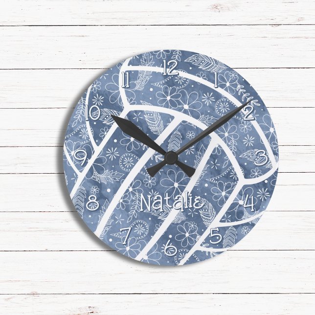 Horloge Ronde paisleys plumes fleurs denim bleu volleyball (Créateur téléchargé)
