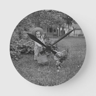 Horloge Ronde Panier à coq adorable des années 1880 dans le jard