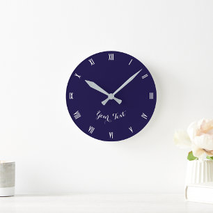 Horloge Ronde Personnalisé Monogrammé Moderne Élégant Bleu Nuit