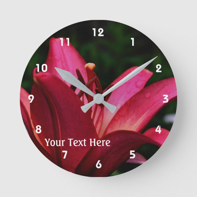 Horloge Ronde Pétales De Fleur Rouge Et Centre (Recto)