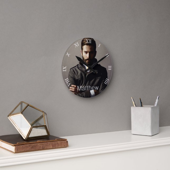 Horloge Ronde Photo petit ami mari monogramme plaisir (Bureau)