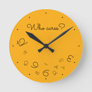 Horloge Ronde Qui S'En Soucie ? Chiffres en chute ironique jaune