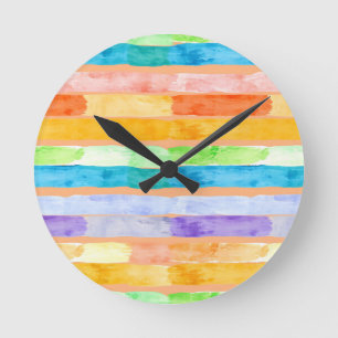 Horloge Ronde Rayures abstraites de arc-en-ciel à l'aquarelle
