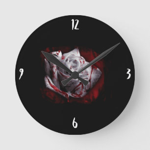 Horloge Ronde Rose blanche sanglante