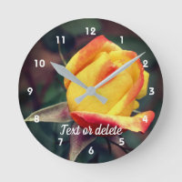 Rosebud Jaune Avec Points Forts Rouges Personnalis