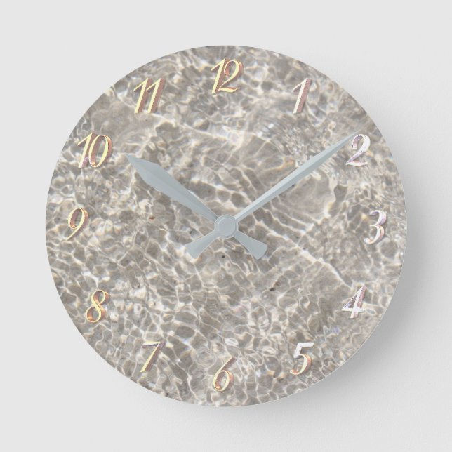 Horloge Ronde Sparkling water on beach (Recto)