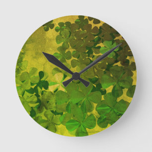 Horloge Ronde St. Patrick's Day et Good Luck, trèfle à quatre