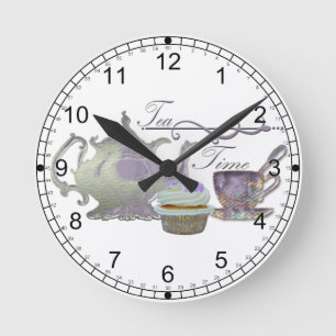 Horloge Ronde Tea Time! Lilac Teapot, Teacup and Cupcake Art