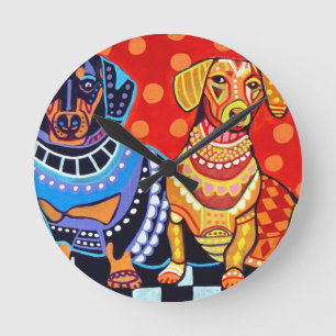 Horloge Ronde Teckels par Heather Galler
