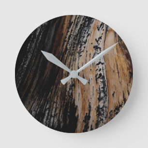 Horloge Ronde Texture d'écorce d'arbre brûlé