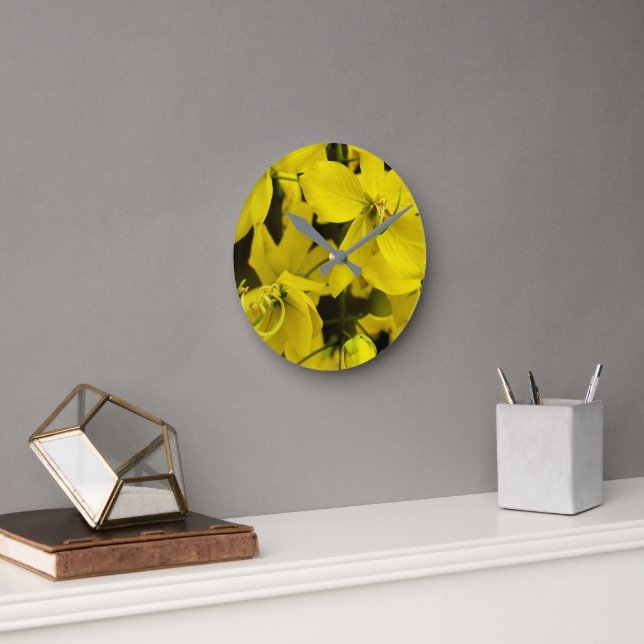 Horloge Ronde The yellow of laburnum flowers (Bureau)