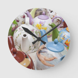 Horloge Ronde Théières en vente à Leipzig, Allemagne