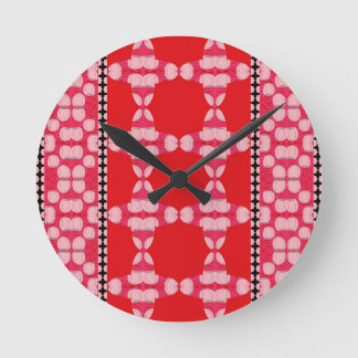 Horloge Ronde Trèfles de roses et de vagues