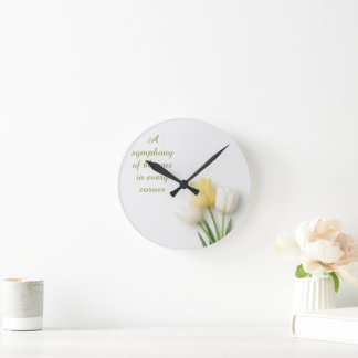 Horloge Ronde Tulipe blanche et jaune inspirante