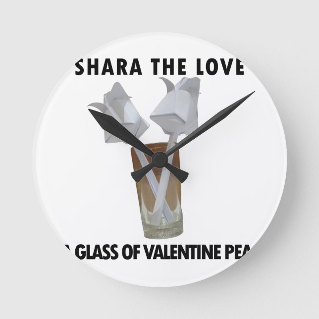 Horloge Ronde Un verre de paix valentine. (Recto)