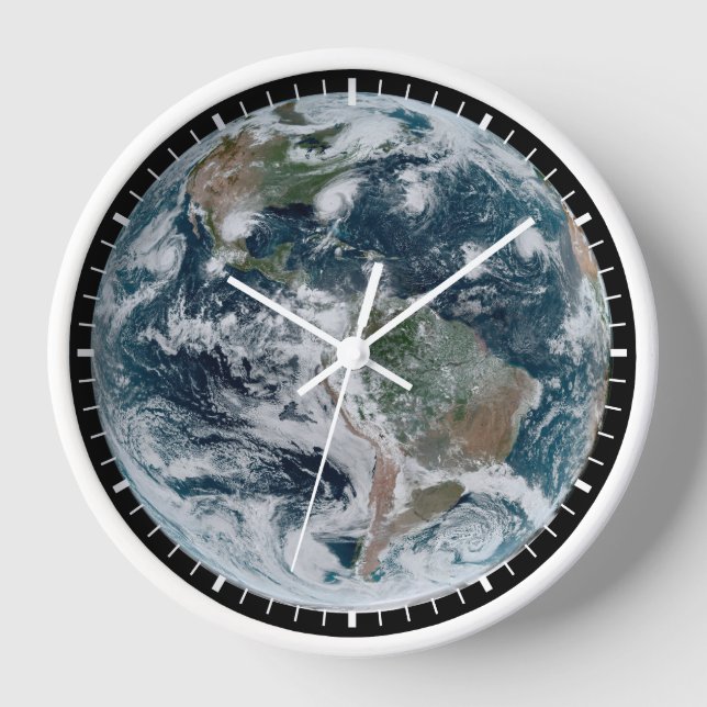 Horloge Une Chaîne Perdue De Cyclones Tropicaux (Recto)