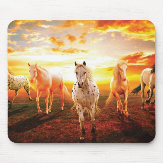 Horses at sunset throw pillow mousepad (Vorne)
