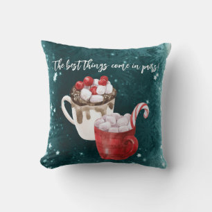 Hot Cocoa Best Dings kommen in Paaren Kissen