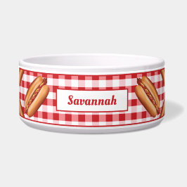 Hot Dog Snacks auf Red Gingham und benutzerdefinie Napf