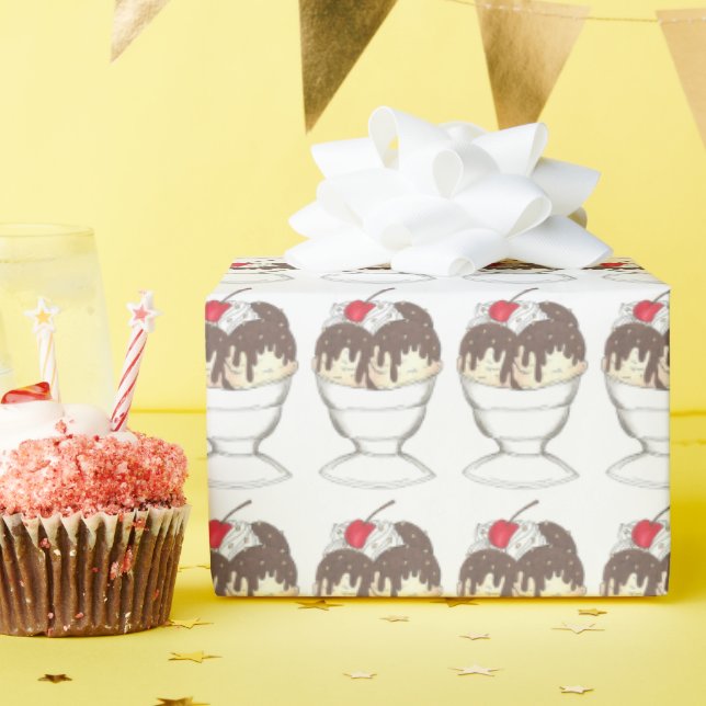 Hot Fudge Ice Cream Sundae Dessert Scoop Shop Geschenkpapier (Geburtstagsparty)