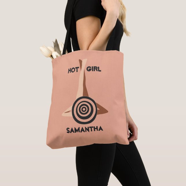 Hot Girl Summer Peach Sand Anpassbarer Name Tasche (Von Nahem)