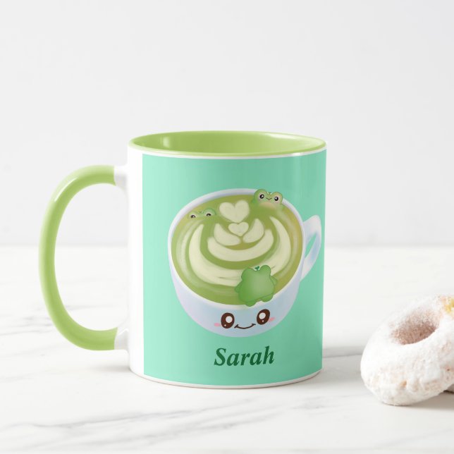 Hot Matcha Green Tee Latte mit Niedlichen Fröschen Tasse (Mit Donut)