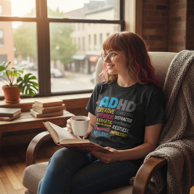 Hot Mess Mode: aktiviert (ADHD Edition) T-Shirt (Von Creator hochgeladen)