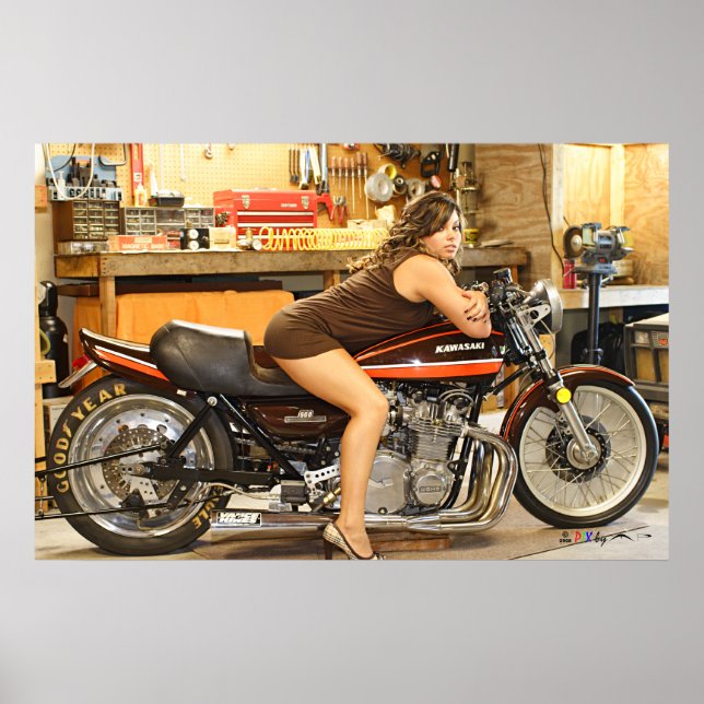 Hot Model + A Hot Classic Dragbike Poster (Vorne)