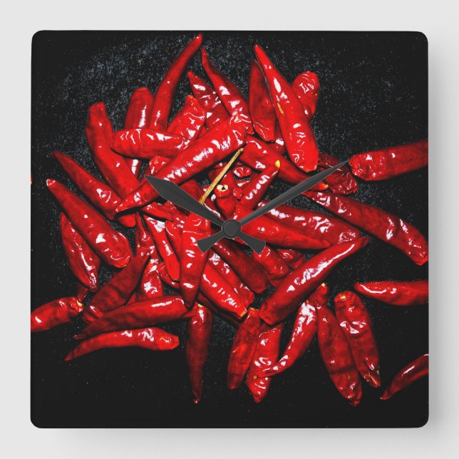 Hot Pepper - Stillleben Quadratische Wanduhr (Vorderseite)