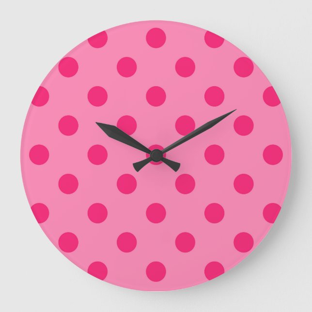 Hot Pink auf rosa Polka Dots Design Große Wanduhr (Vorderseite)