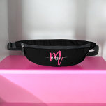 Hot Pink Black Monogram Name Girl's Script Bauchtasche<br><div class="desc">Fügen Sie Ihrem Outfit mit unserem Hot Pink Monogram Name Girl's Script Fanny Pack einen Pop Farbe hinzu! Mit einem lebhaften, heißen rosa Design ist dieses fanny Pack mit Ihrem Namen in einem eleganten Script-Schriftart personalisiert, um eine individuelle Touch zu gewährleisten. Er ist perfekt geeignet für das Tragen von Wesentlichkeiten...</div>