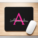 Hot Pink Black Script Name der Girl Monogram Mousepad<br><div class="desc">Heiß rosa und schwarz Monogramm Fügen Sie Ihren eigenen Namen Mousepad (Maus-Pad). Das macht den perfekten 16 Geburtstag,  Hochzeit,  Brautparty,  Jubiläum,  Babydusche oder Junggeselinnen-Abschied Geschenk für jemanden,  der Lieben glamourösen Luxus und schicke Stile.</div>