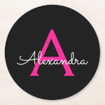 Hot Pink Black Script Name der Girl Monogram Runder Pappuntersetzer<br><div class="desc">Untersetzer für einfache,  schwarz-rosa Script-Monogram-Namenspapiere. Dies macht den perfekten Abschluss,  Geburtstag,  Hochzeit,  Brautparty,  Jubiläum,  Babydusche oder Junggeselinnen-Abschied Geschenk für jemanden,  die Lieben glamourösen Luxus und schicke Stile.</div>