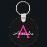 Hot Pink Black Script Name der Girl Monogram Schlüsselanhänger<br><div class="desc">Keychains (Key Chain) sind die Keylines für einfache Skripte in Schwarz und Heiß Rosa. Das macht den perfekten 16 Geburtstag,  Hochzeit,  Brautparty,  Jubiläum,  Babydusche oder Junggeselinnen-Abschied Geschenk für jemanden,  der Lieben glamourösen Luxus und schicke Stile.</div>