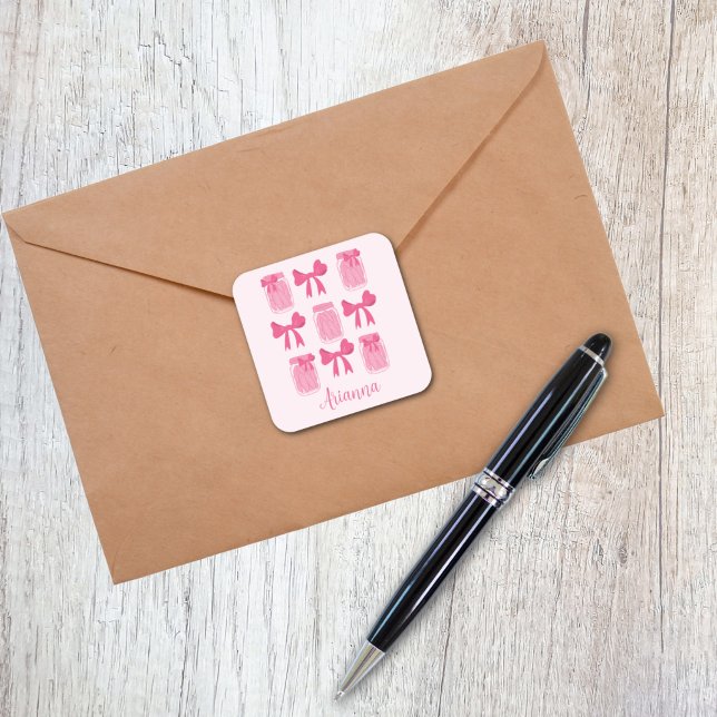 Hot Pink Coquette Pickle Jar und Bow Personalisier Quadratischer Aufkleber (Hot Pink Coquette Pickle Jar and Bow Personalized Sticker)