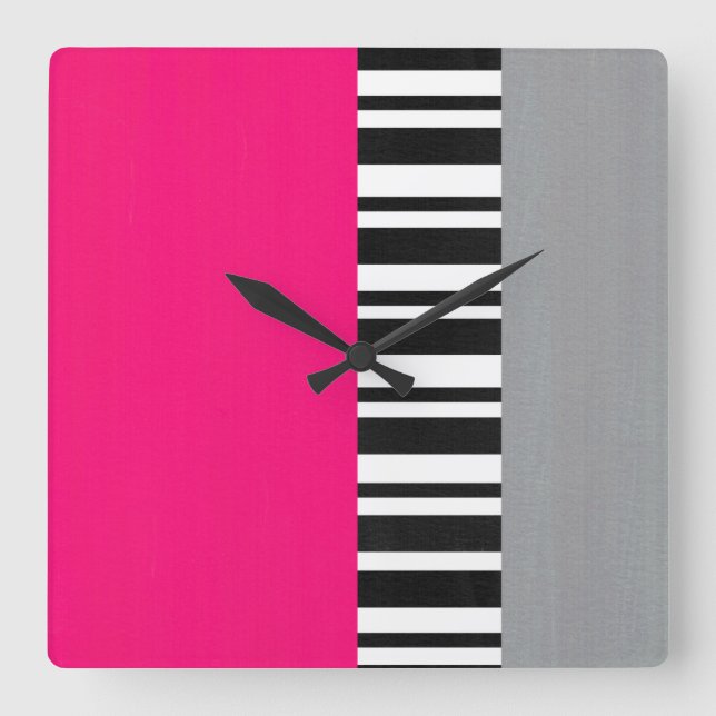 Hot Pink, grau, schwarz und weiß gestreifter Block Quadratische Wanduhr (Vorderseite)